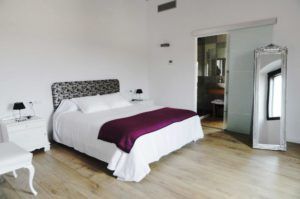 Habitación Romántica en Casa Rural la Torra de Ribelles